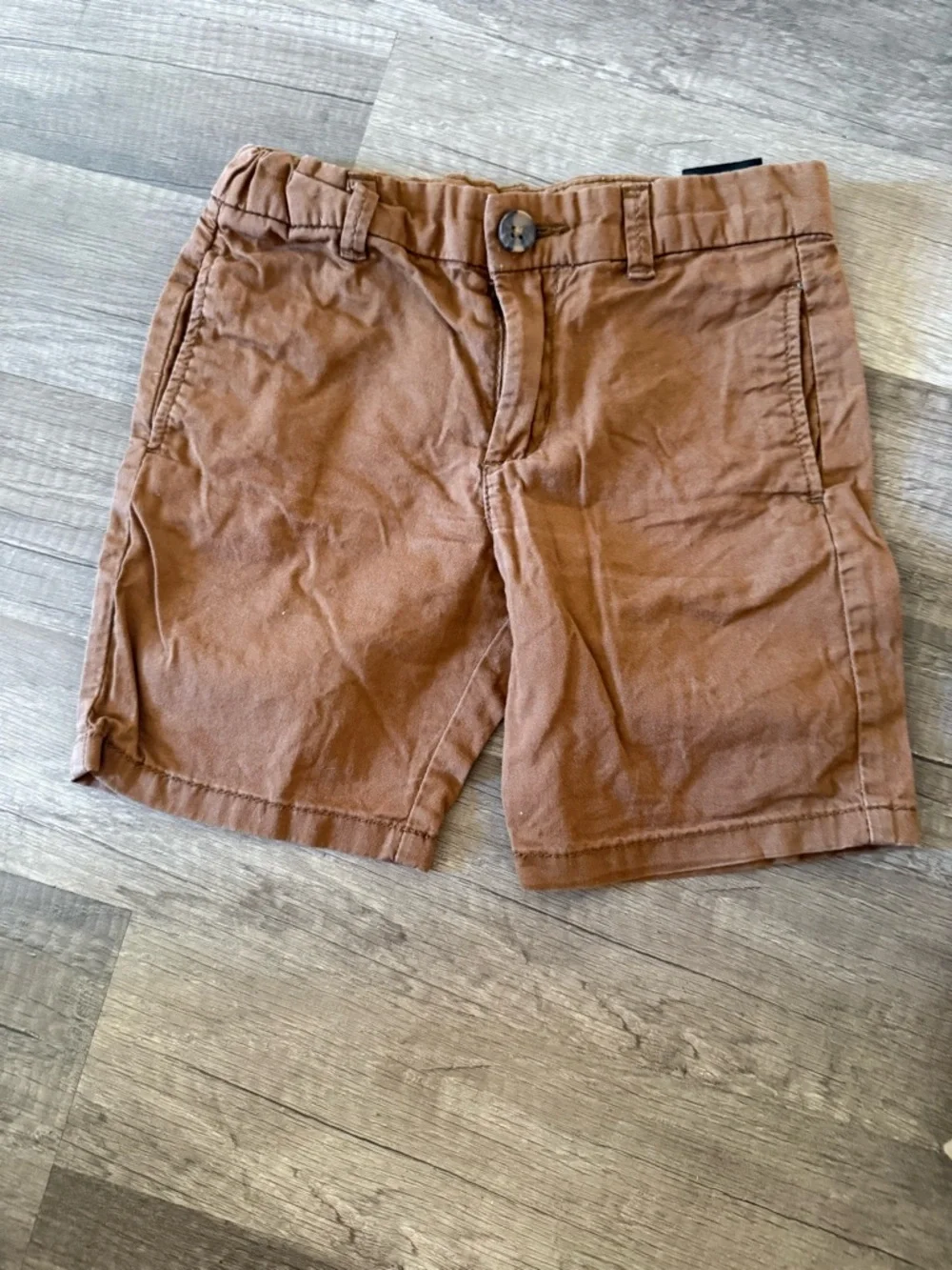 Bundle of boy shorts H&M, carters and Crewcuts